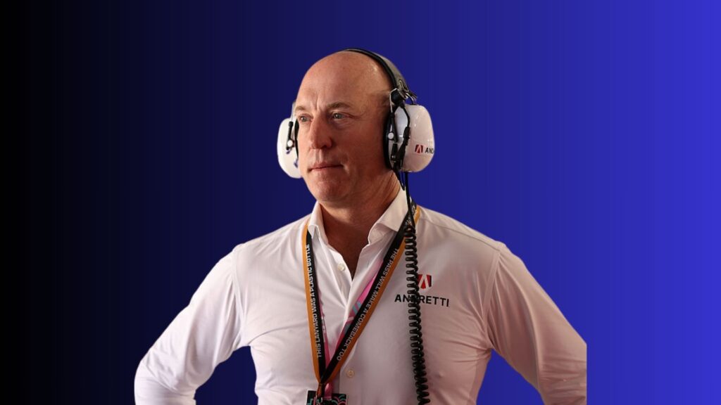 Dan Towriss Early Life and Education 